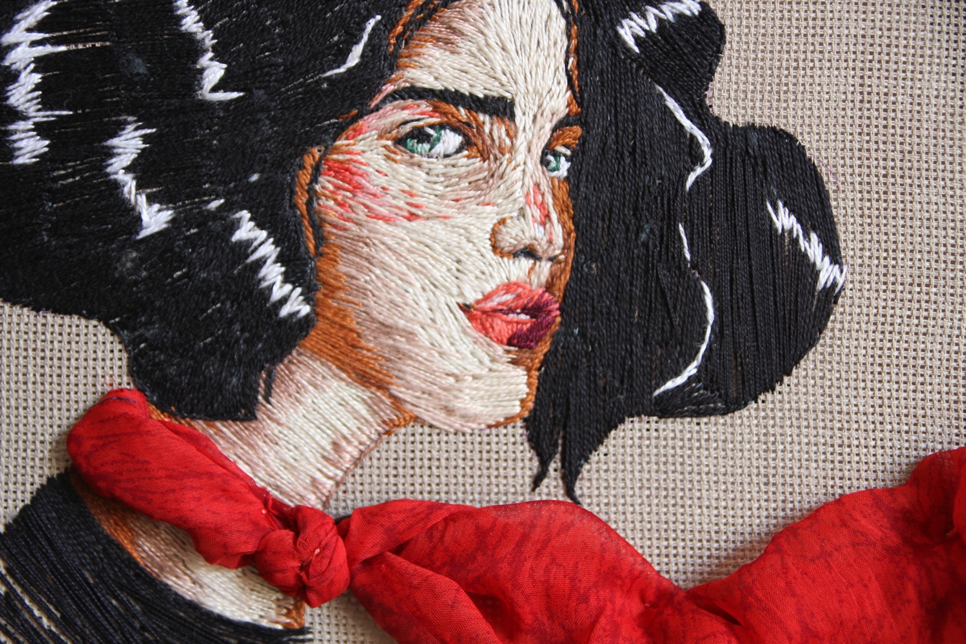 hand embroidery portrait, the art of embroidered portrait