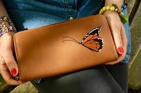 Embroidery on purse